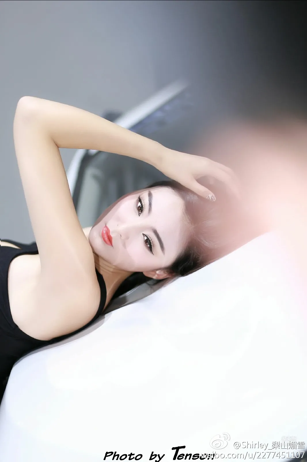 伍晓丽Shirley- 车展妩媚写真_1
