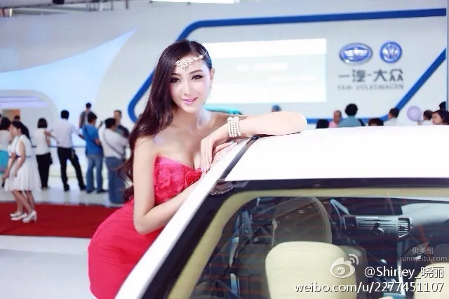 伍曉麗Shirley- 車展妩媚寫真 32