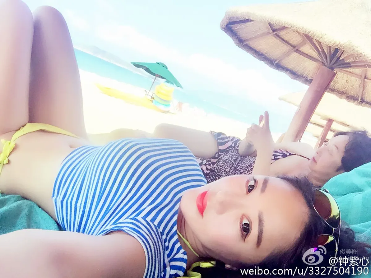鐘紫心(楊紫璐)- 比基尼誘惑私房照 18