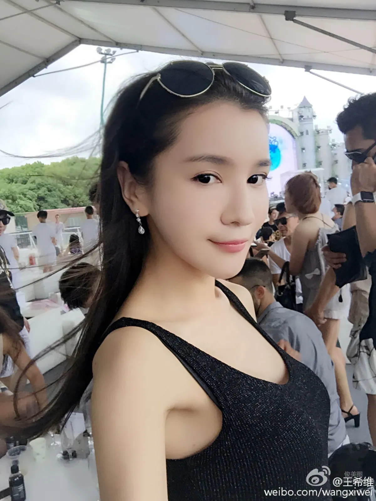 王希维- 气质女神私房照_1