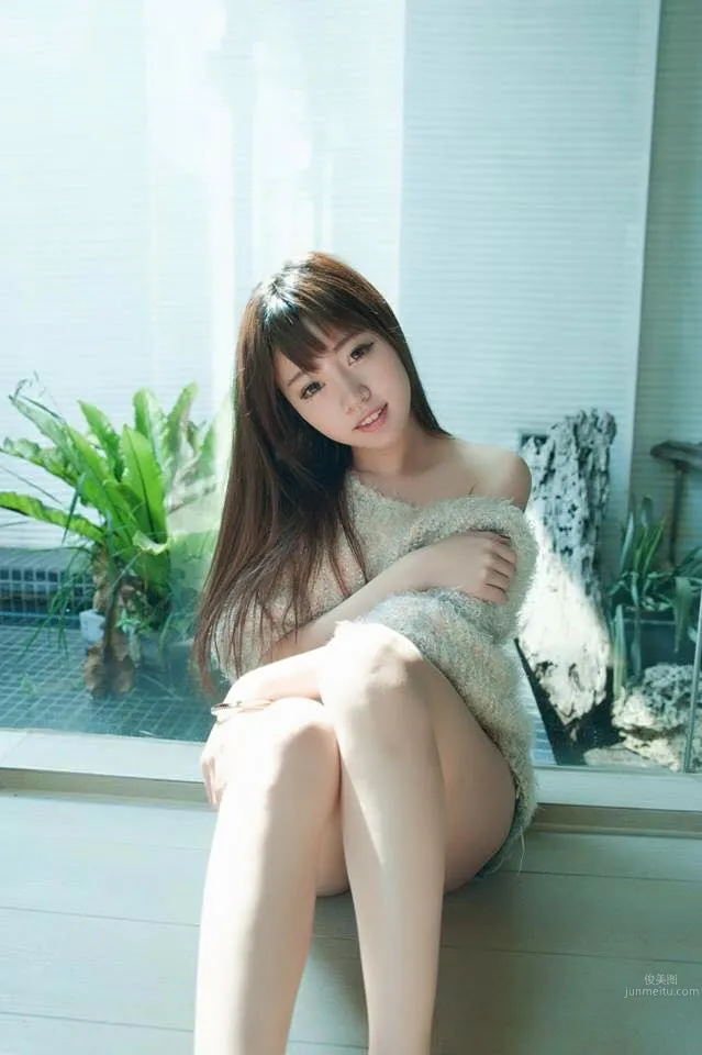 Mimi (Lin Minyi), Charming Electric Eyes and Round Beautiful Breasts photo 12