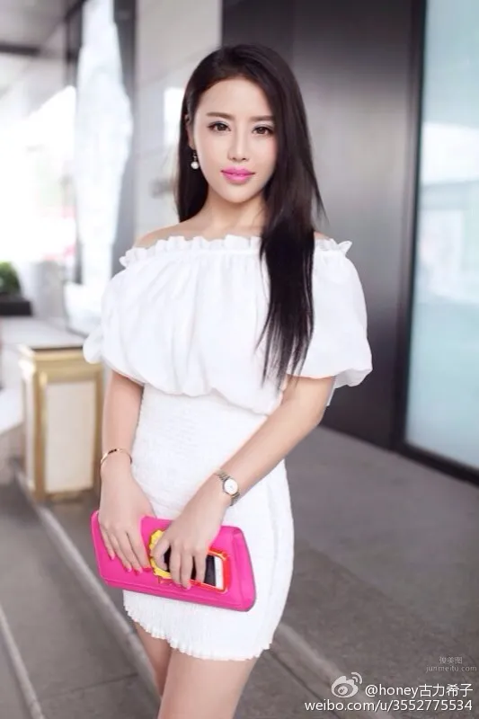 Guli Xizi - Weibo Private Shoot Photo photo 4