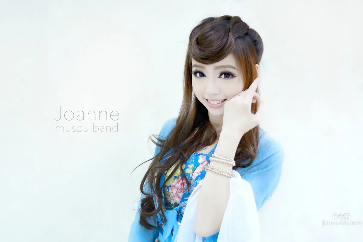 Qiuhan Joanne - Elegant Pipa Music Beautiful Girl photo 10