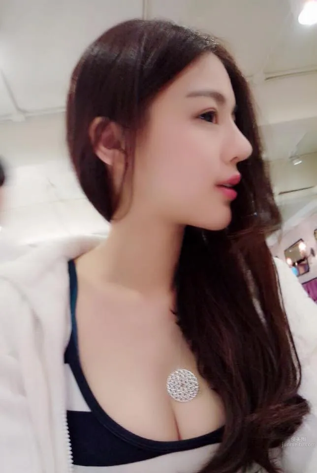 Vicky Chen- 白皙极品东南校花_14