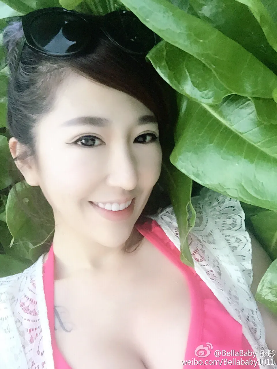 Bella彤彤- 台湾人气电竞主播美乳私房照_3