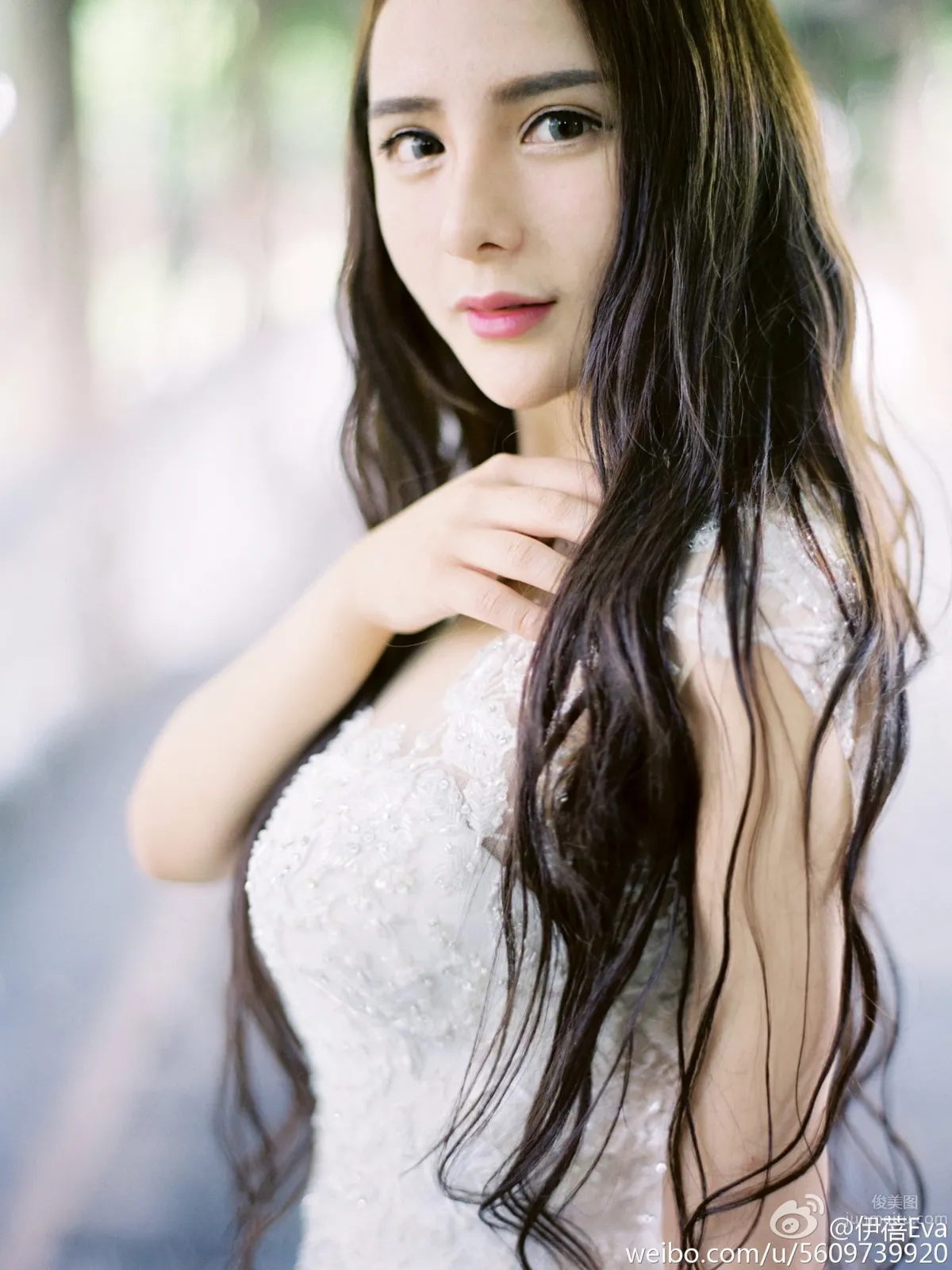 Yibei Eva - Elegant and Beautiful Photos photo 8
