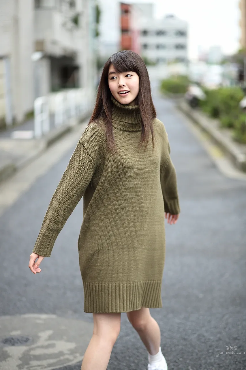 Erika Karata - Fresh and Eye-Catching Street Snap photo 4