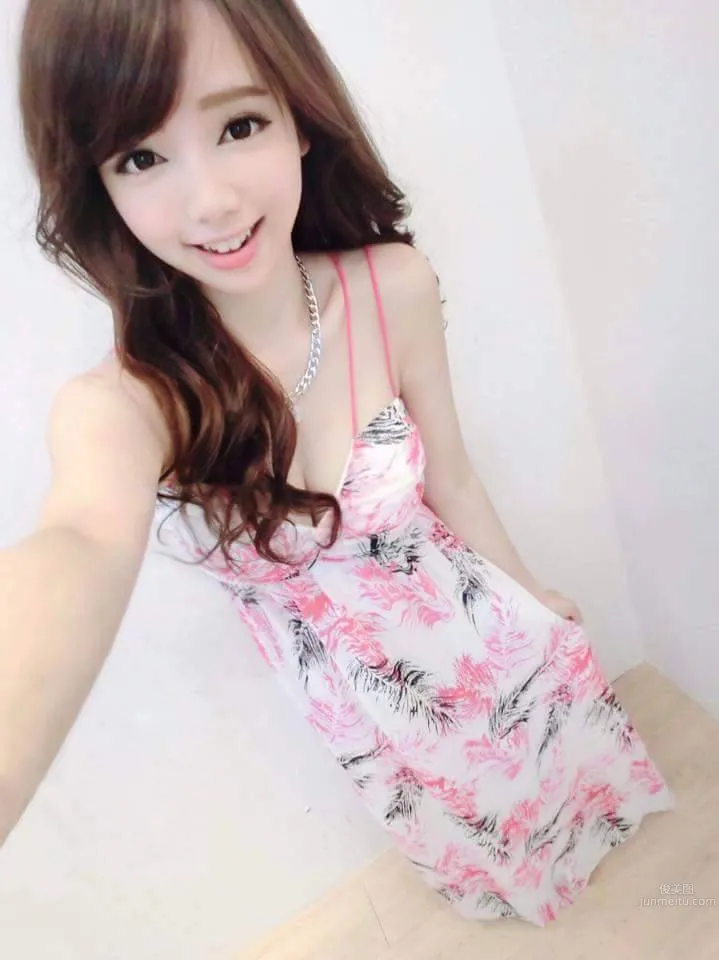 Qiuhan Joanne - Elegant Pipa Music Beautiful Girl photo 6