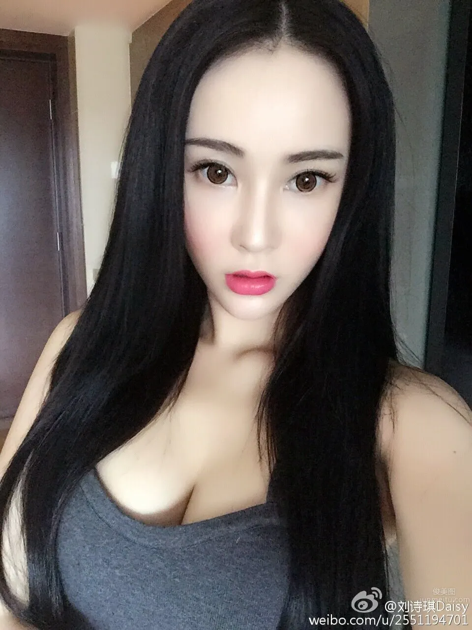 Liu Shiqi: Daisy photo 12