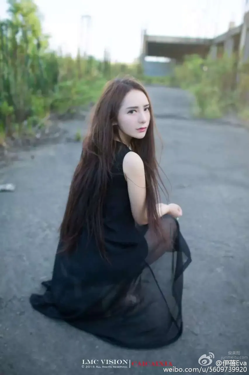 Yibei Eva - Elegant and Beautiful Photos photo 14