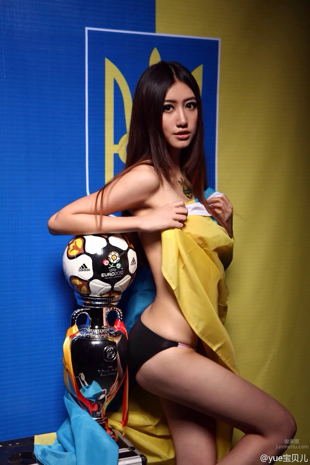 yue Bao Bei Er (Wang Yue) - Fresh Short Hair Eye-Catching Photos photo 24