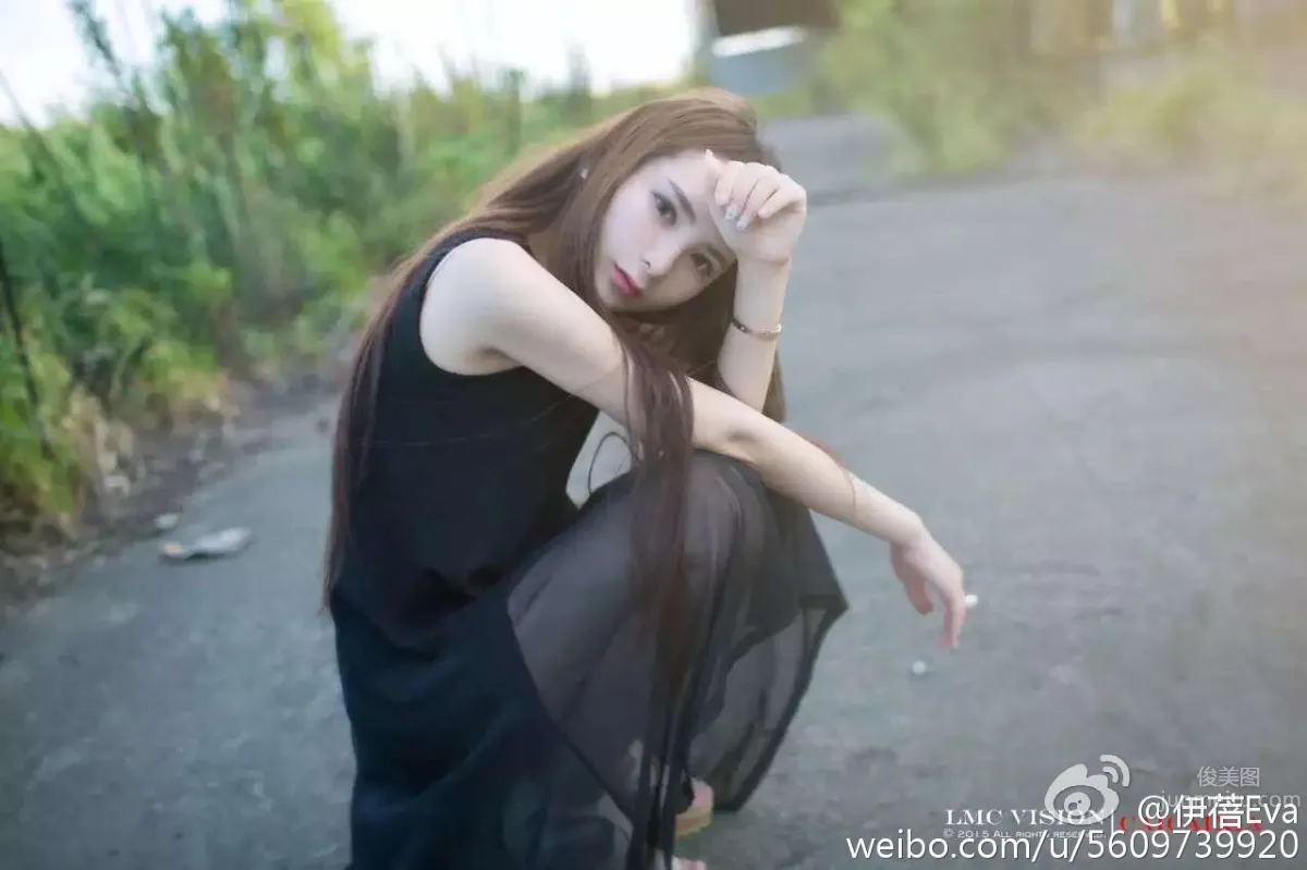 Yibei Eva - Elegant and Beautiful Photos photo 15