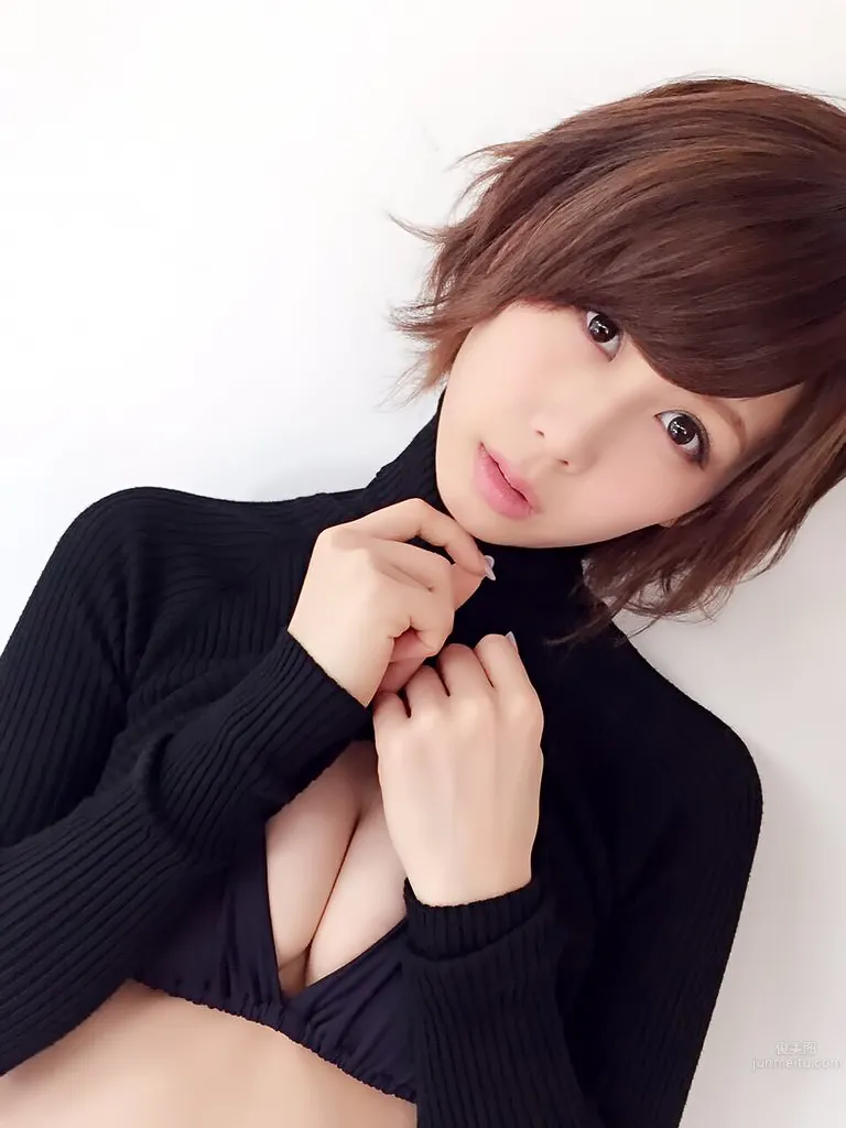 Oya Shizuka, Strikingly Sexy Swimsuit Photos photo 9