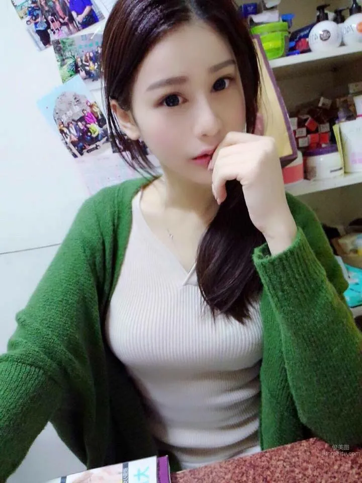 Vicky Chen- 白皙极品东南校花_13