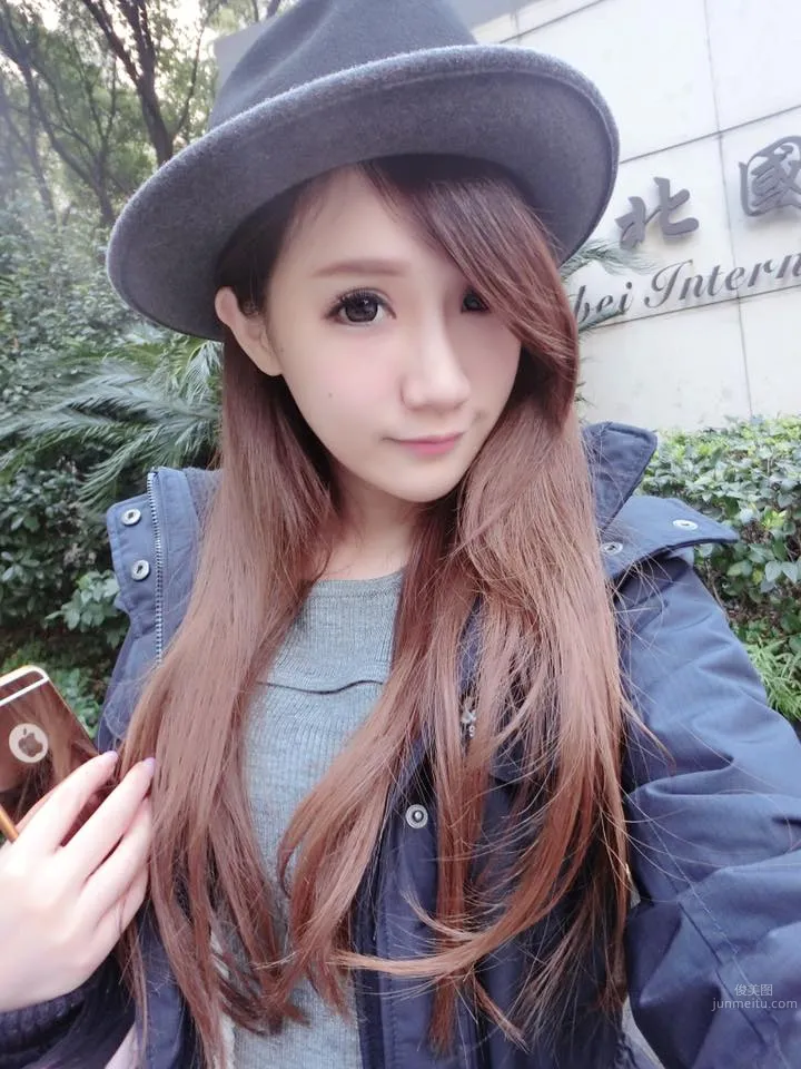 Xiao Rong (Huang Rongan) - 32C Cute Sweetheart Video Game Beauty SG photo 22