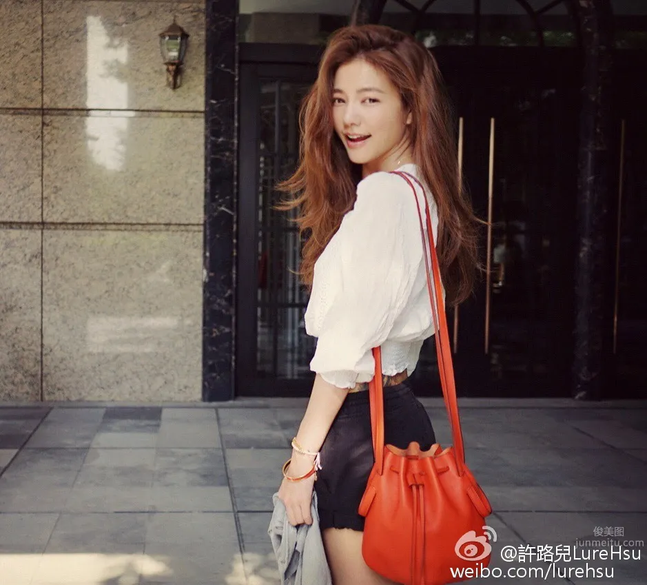 Xu Luer - Stunning Mixed-Blood Beauty photo 19