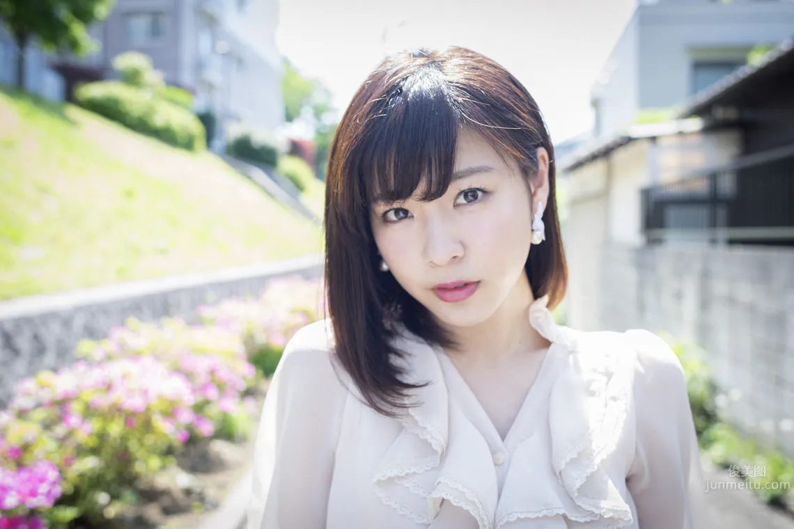 河村美咲- 透き通るような色白美女 9