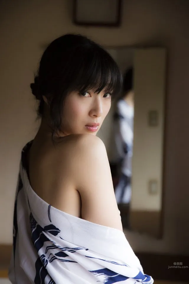 南伊- 气质美女图集_1