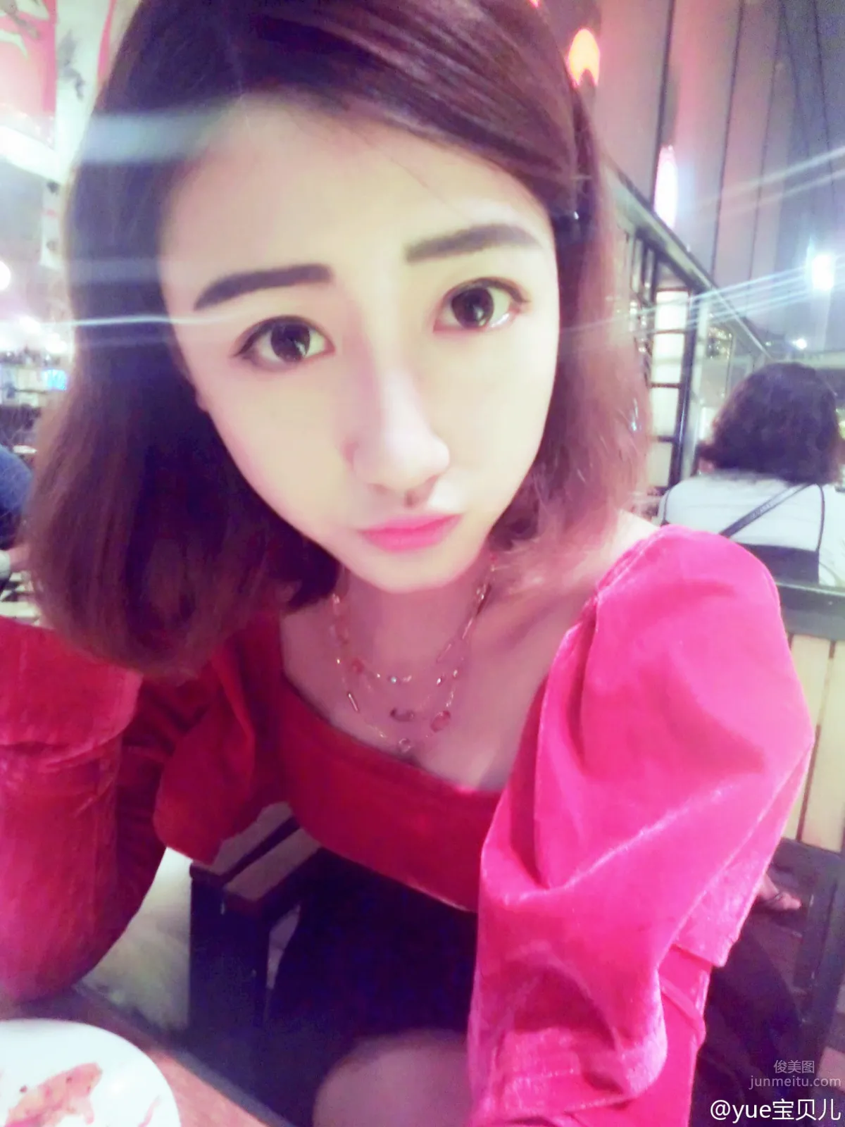 yue Bao Bei Er (Wang Yue) - Fresh Short Hair Eye-Catching Photos photo 13