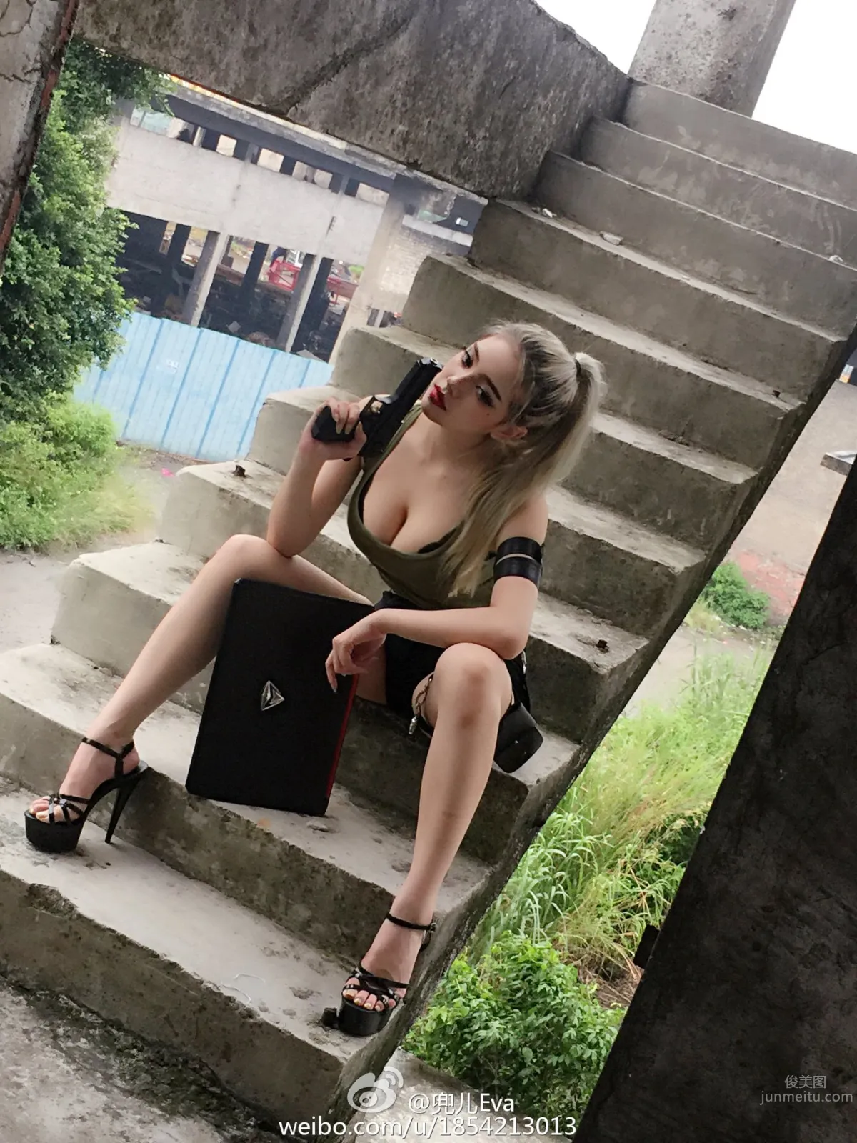 兜儿Eva- 妩媚性感写真_15