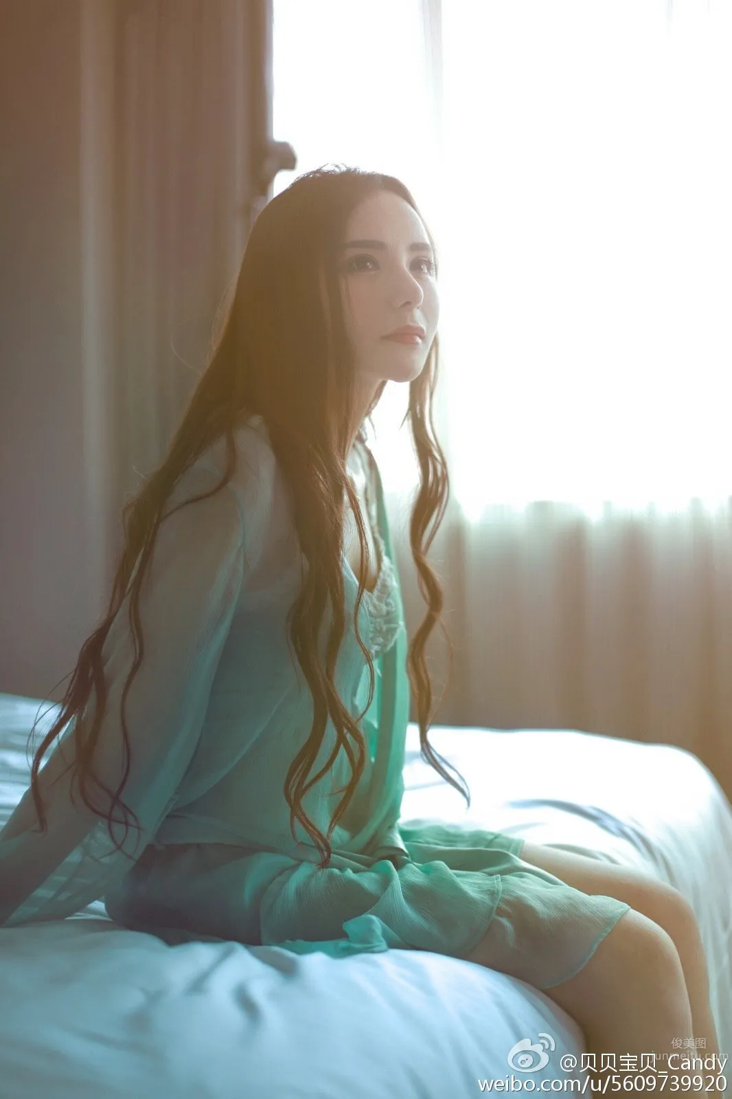 Yibei Eva - Elegant and Beautiful Photos photo 34