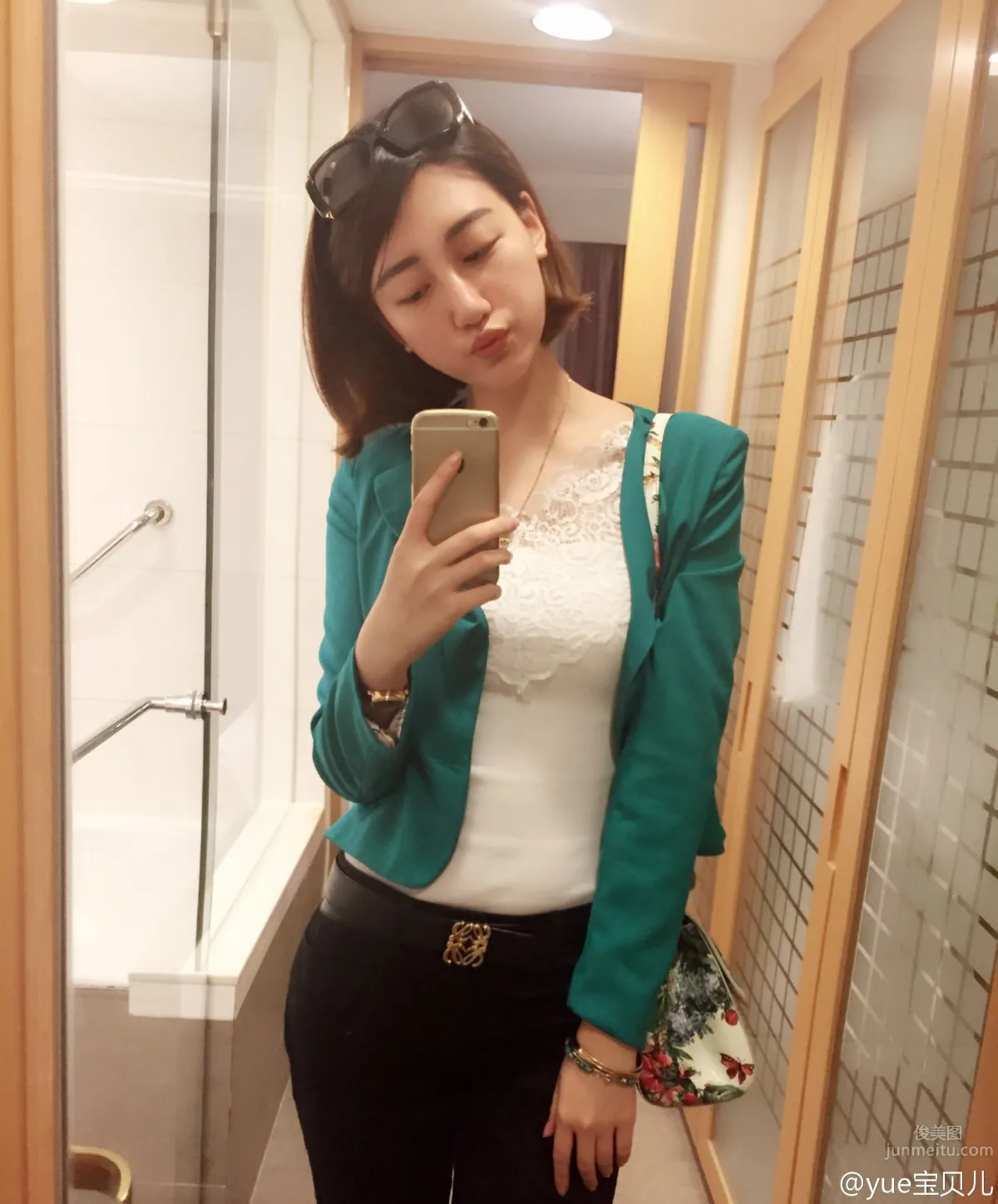 yue Bao Bei Er (Wang Yue) - Fresh Short Hair Eye-Catching Photos photo 12