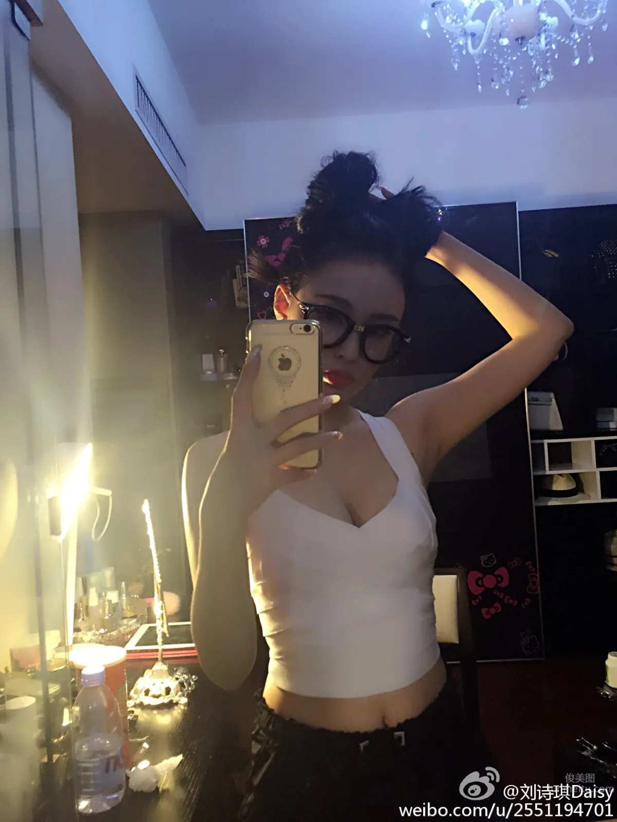 Liu Shiqi: Daisy photo 10