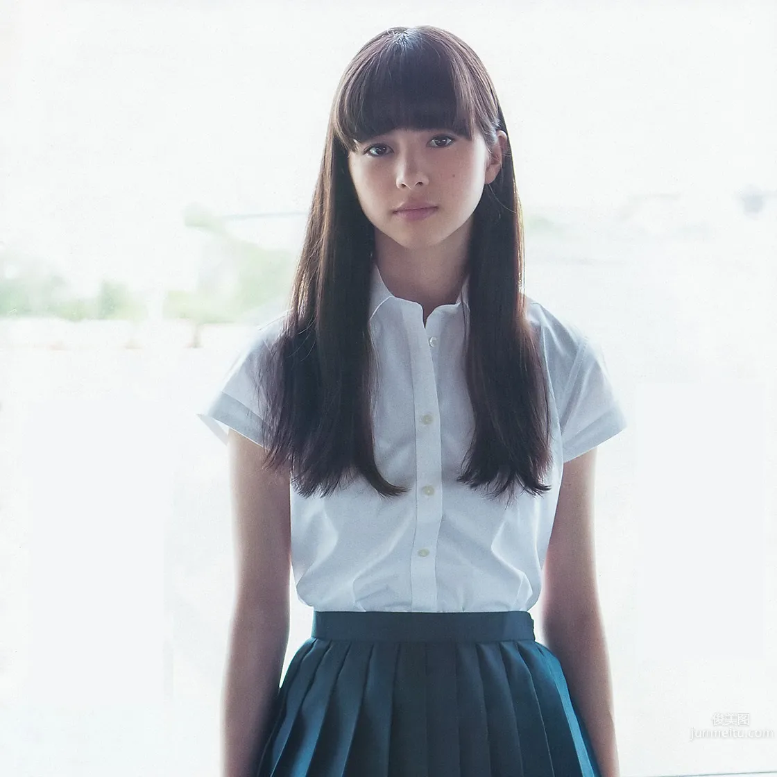 Ayami Nakajo - A Cute and Cool Mixed-Race Beautiful Girl photo 16