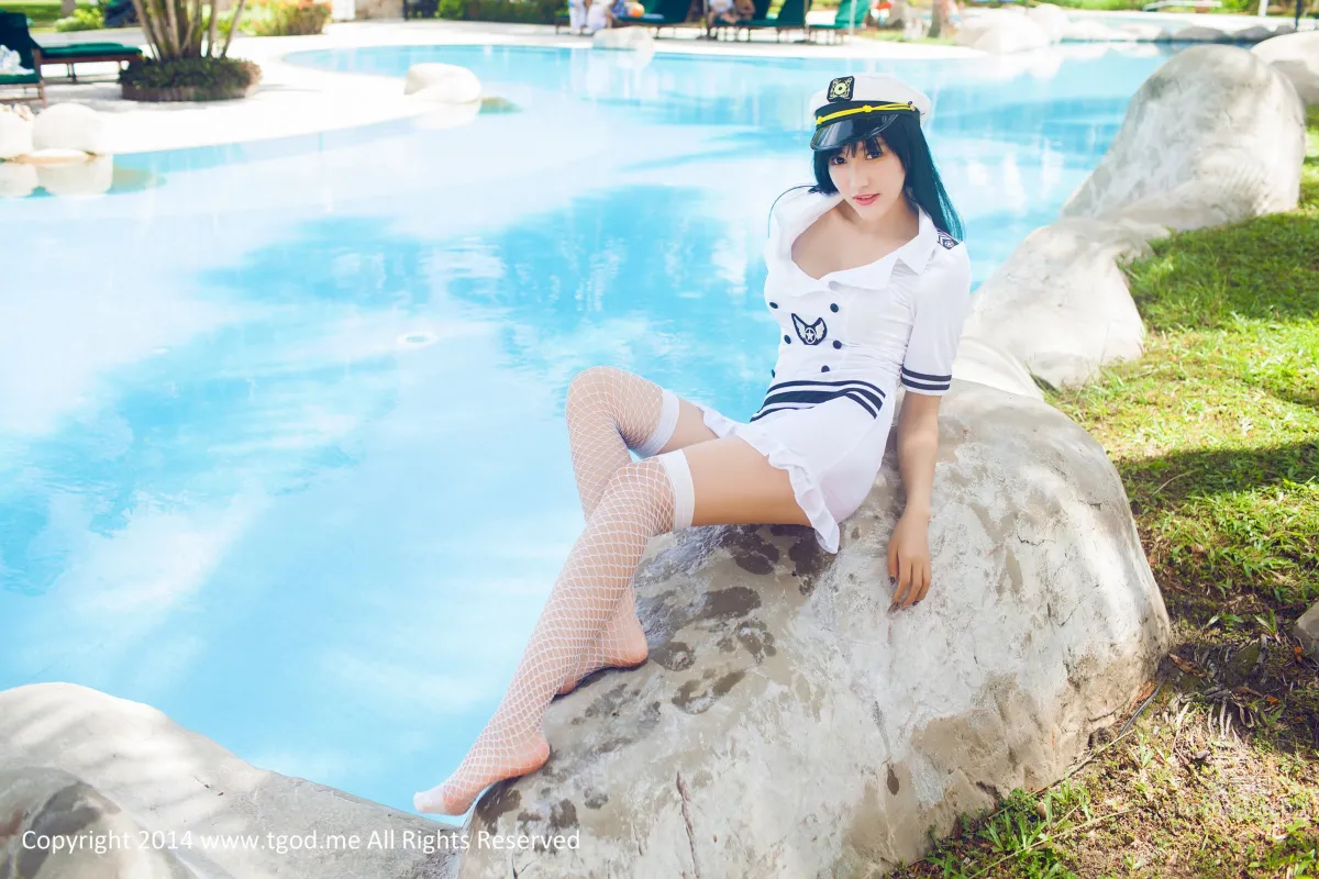 杨上萱- [TGOD推女神] 军舰上的海军女警花 沙巴系列写真 ~_49