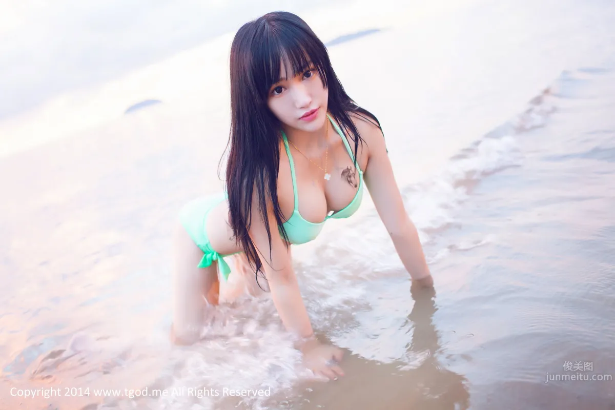 杨上萱- [TGOD推女神] 军舰上的海军女警花 沙巴系列写真 ~_17