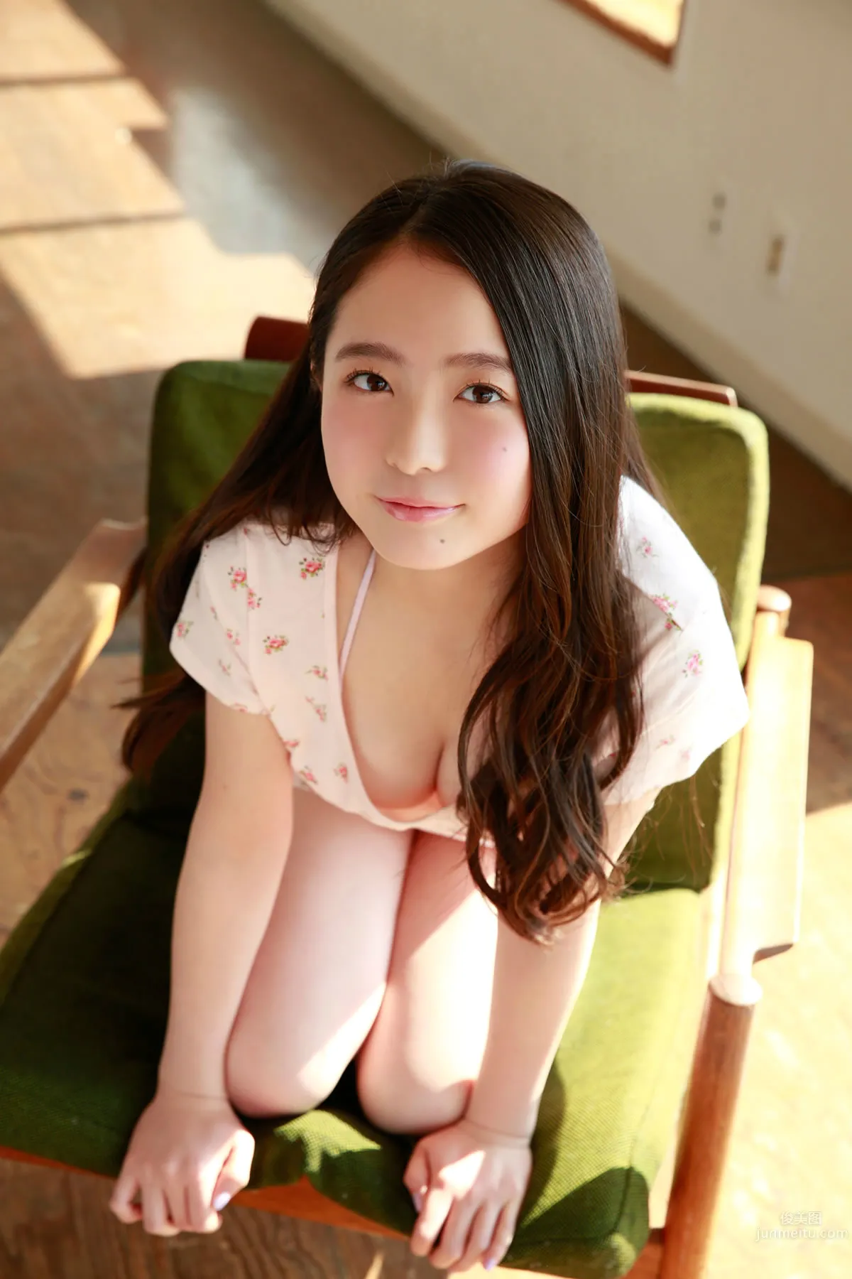 Yumi Nakano - Fair-Skinned Beautiful Girl photo 5