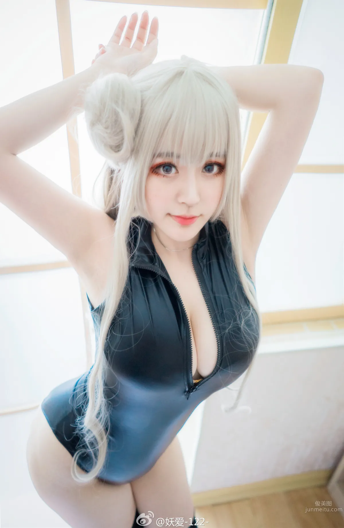 Yao Aiai, Open-Chest Top, Beauty with Mole and Big Breasts photo 8