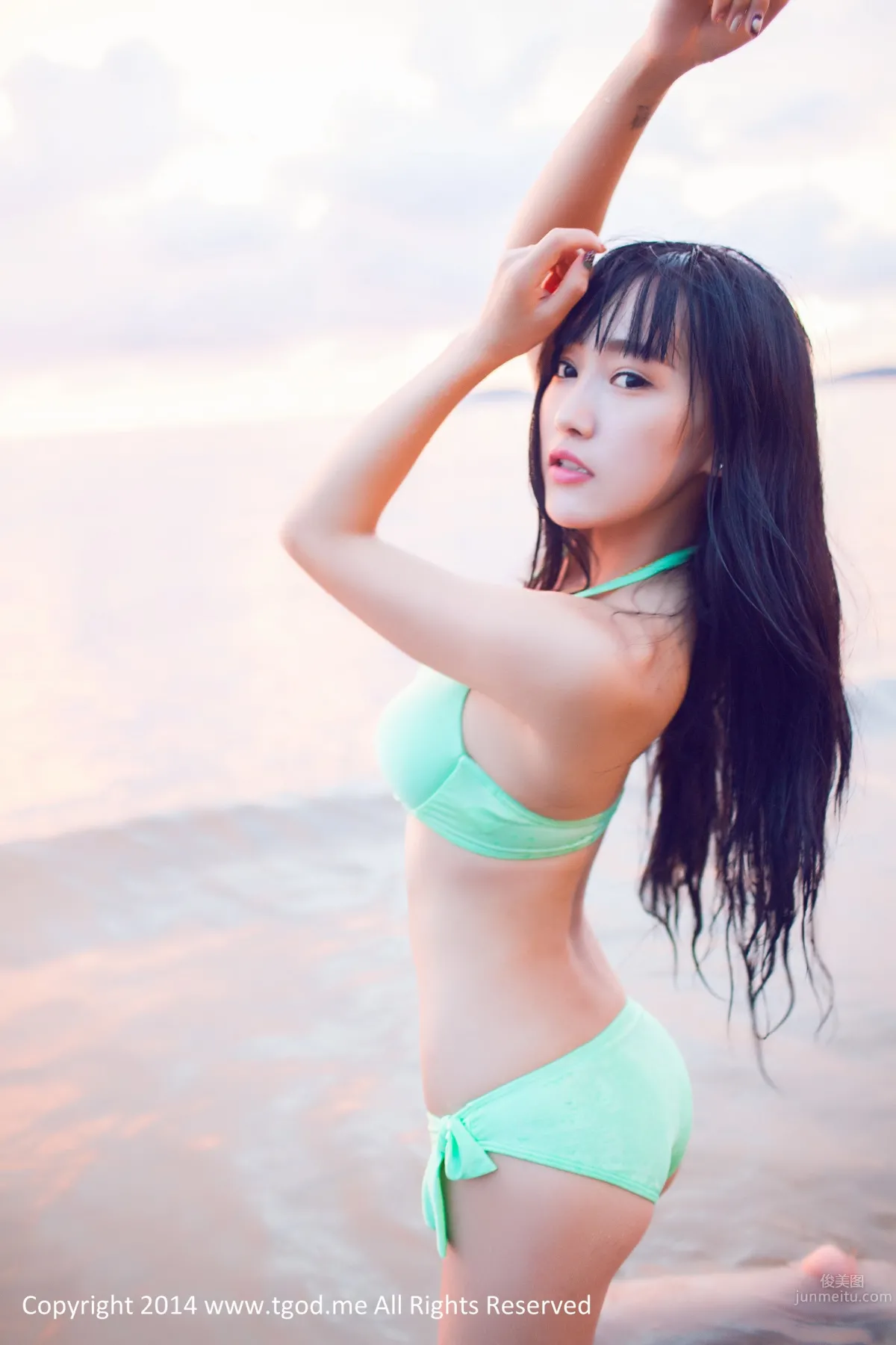 杨上萱- [TGOD推女神] 军舰上的海军女警花 沙巴系列写真 ~_22
