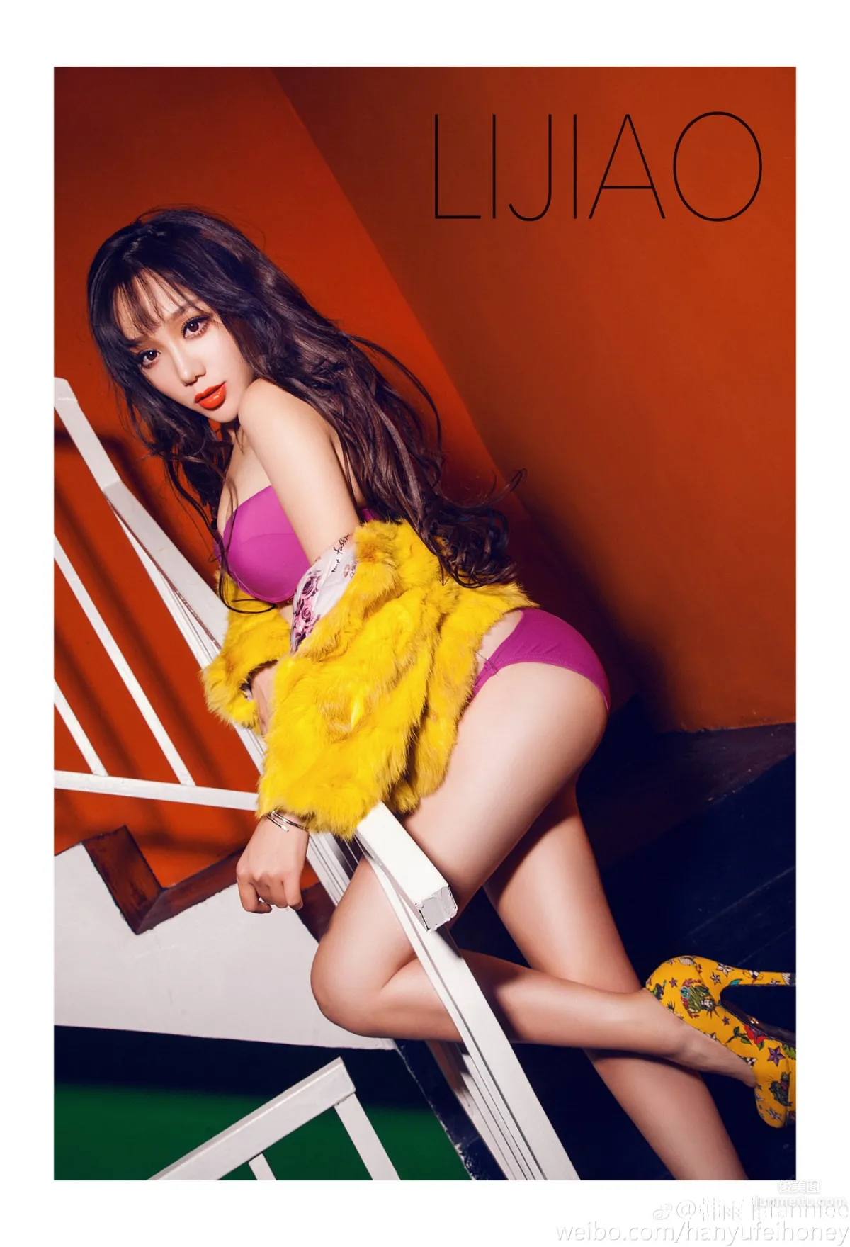 Han Yufei - Top Grade Home Black Stockings and Seductive Curves photo 17