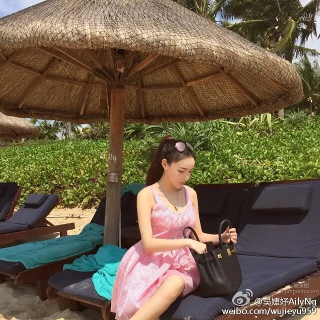 吳婕妤AilyNg- 純天然巨咪微博私房照 28