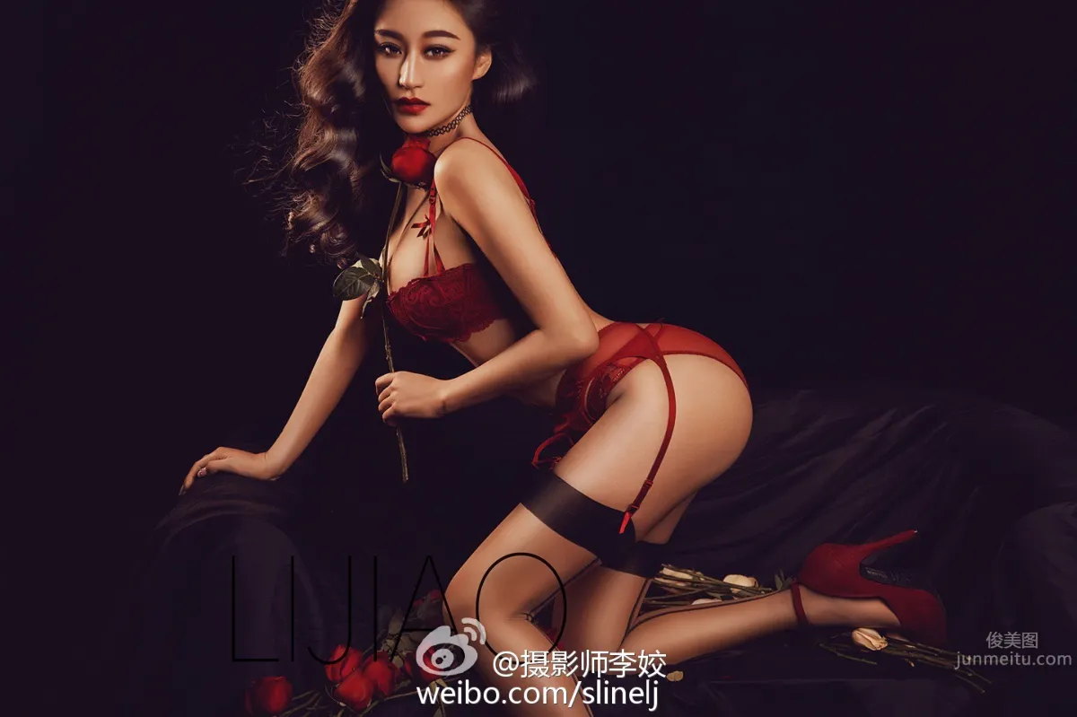 韩昕怡- 极品妩媚家居写真_1