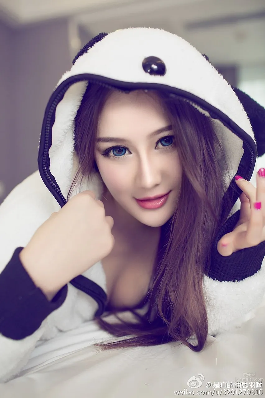 Pan Siyu, Famous School Beauty Private Shoot photo 14