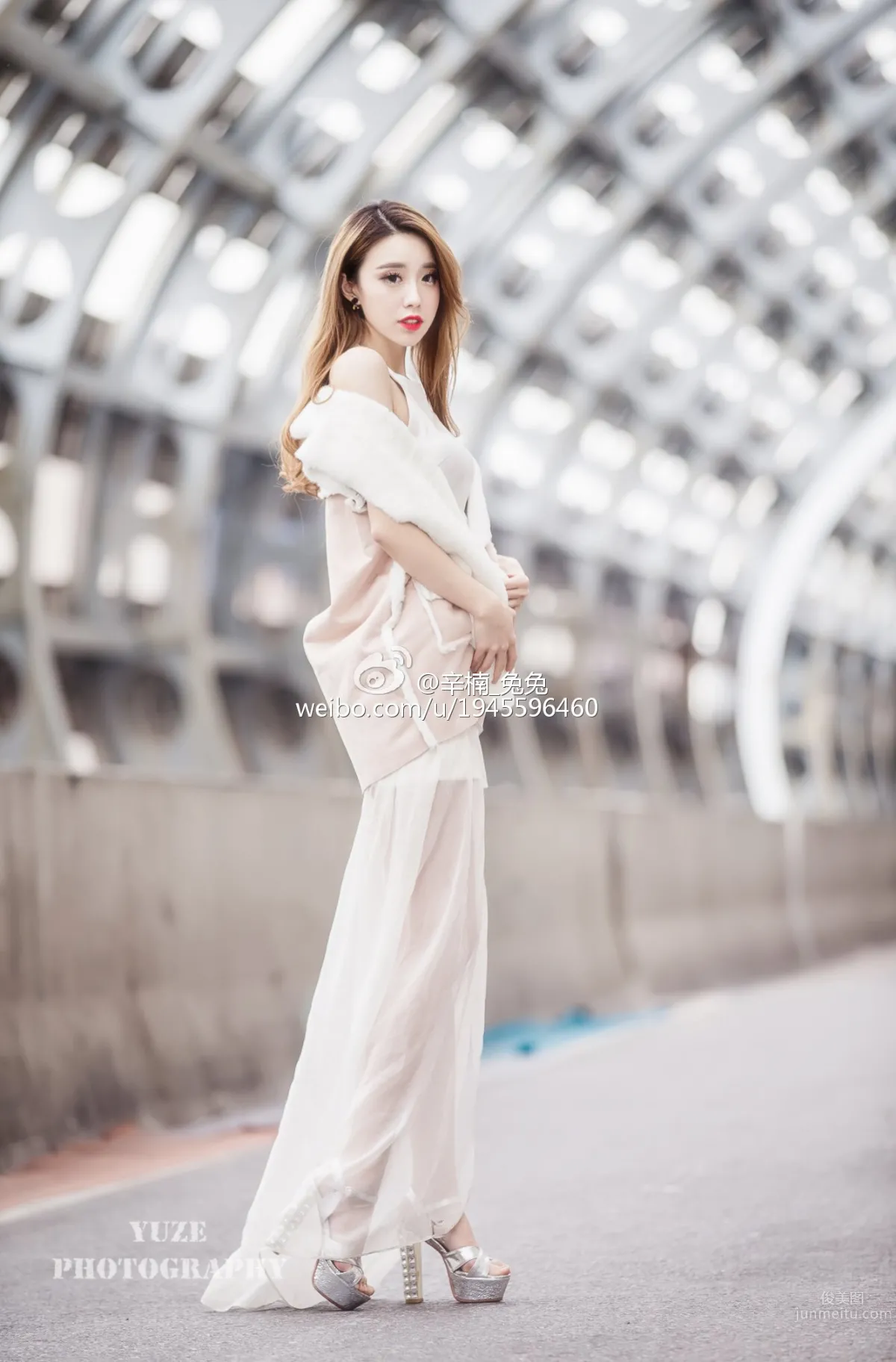 Xinnan Tutu - Tall Car Model with Off-the-Charts Looks～ photo 4