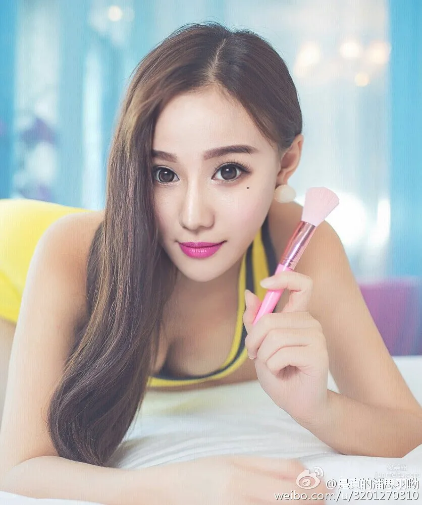 Pan Siyu, Famous School Beauty Private Shoot photo 19