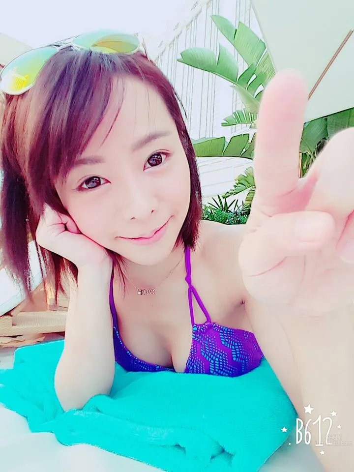 Wu Yixuan (Wu Yahui) - The Douyu Taiwan Server Female Streamer with a Great Figure photo 24