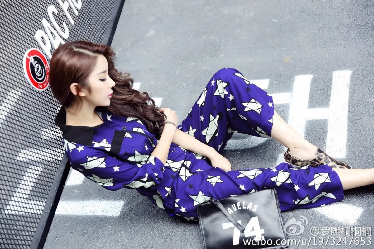 Luo Xitong - Long-Legged Beauty Model Super Eye-Catching photo 15
