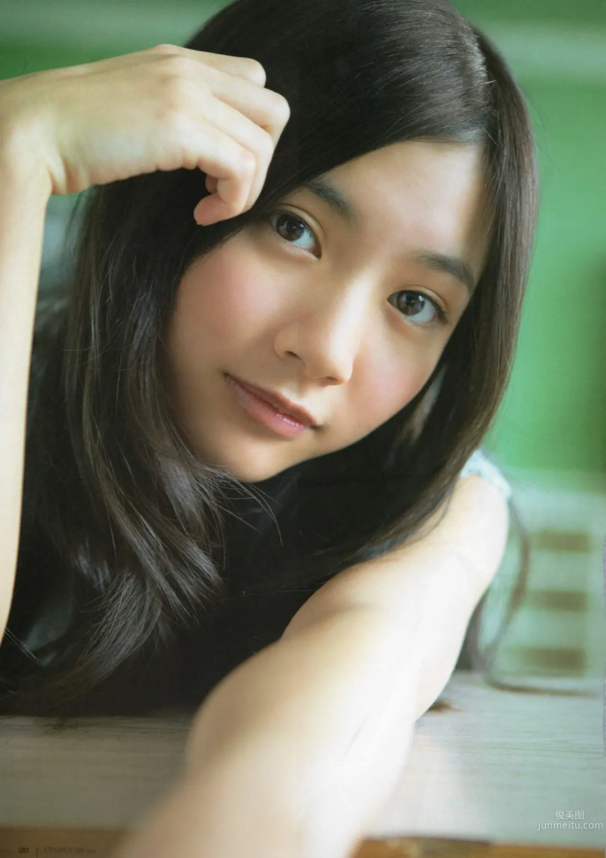 Yiteng Lisha Zi - Fresh Smile and Figure photo 3