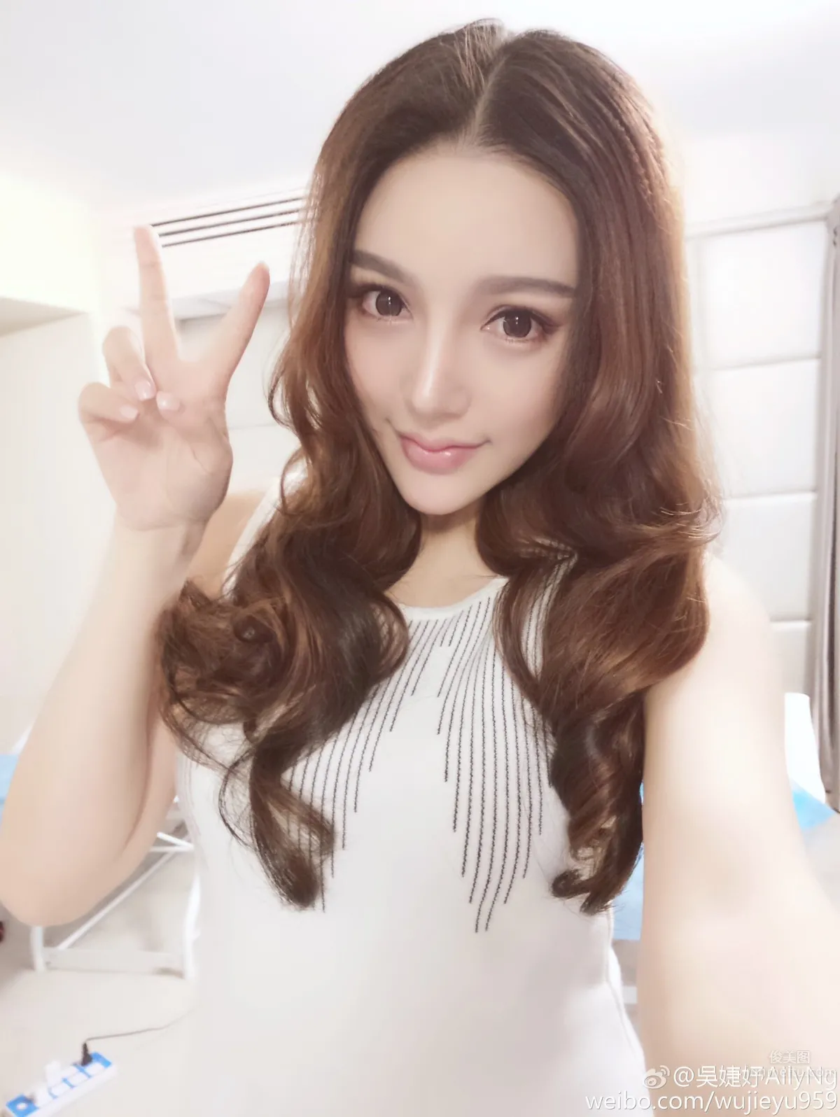 吳婕妤AilyNg- 純天然巨咪微博私房照 12