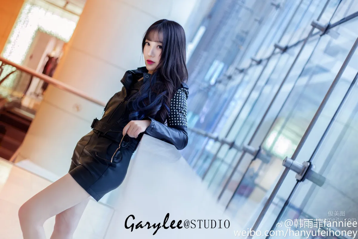 Han Yufei - Top Grade Home Black Stockings and Seductive Curves photo 33