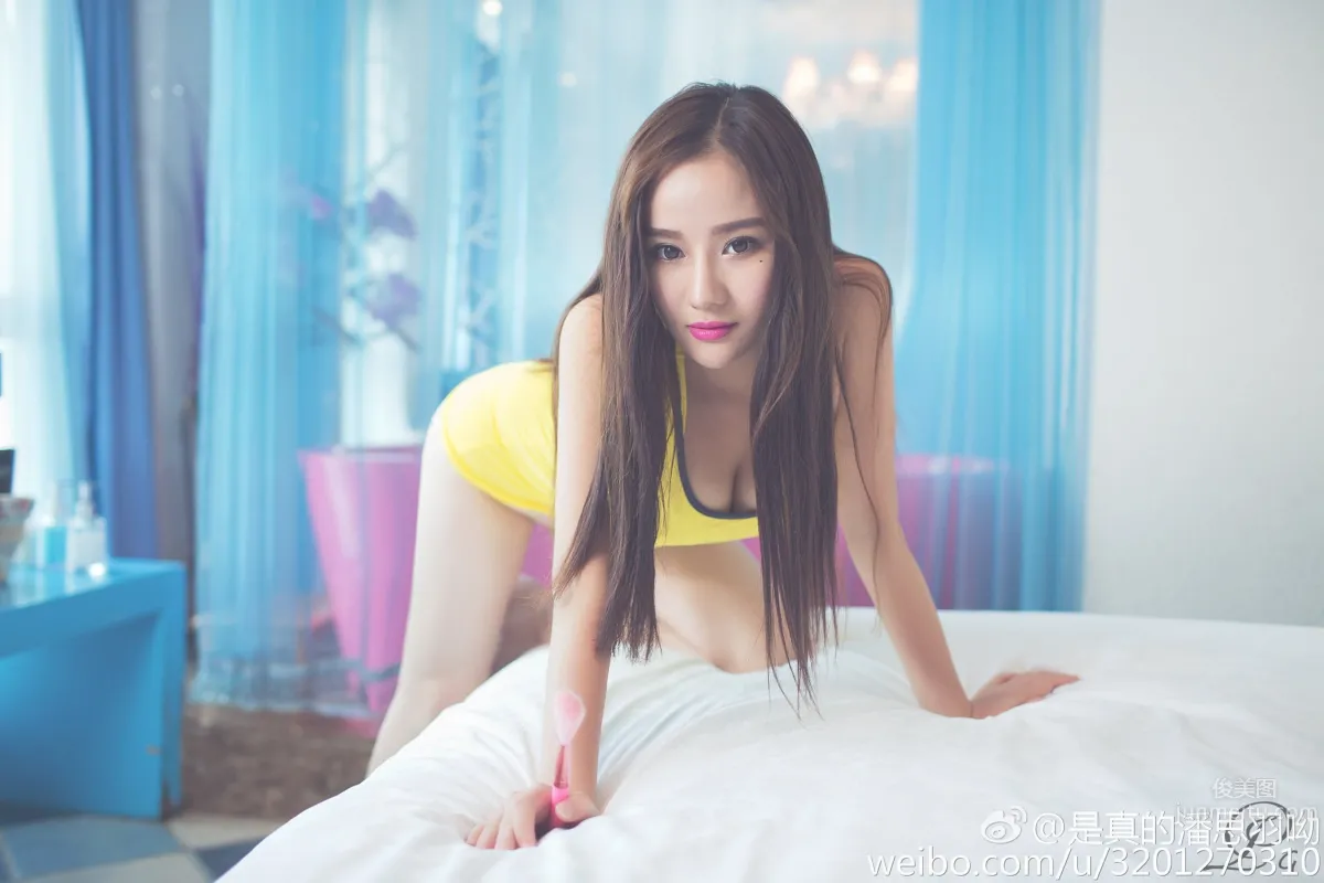 Pan Siyu, Famous School Beauty Private Shoot photo 22
