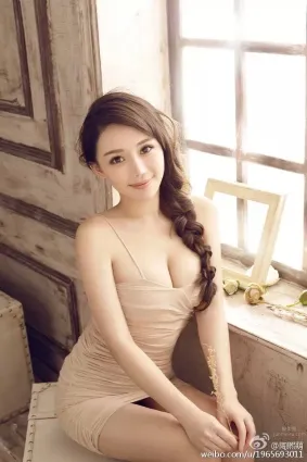 白熙萌Kitty- 北外校花女神超氣質韻味