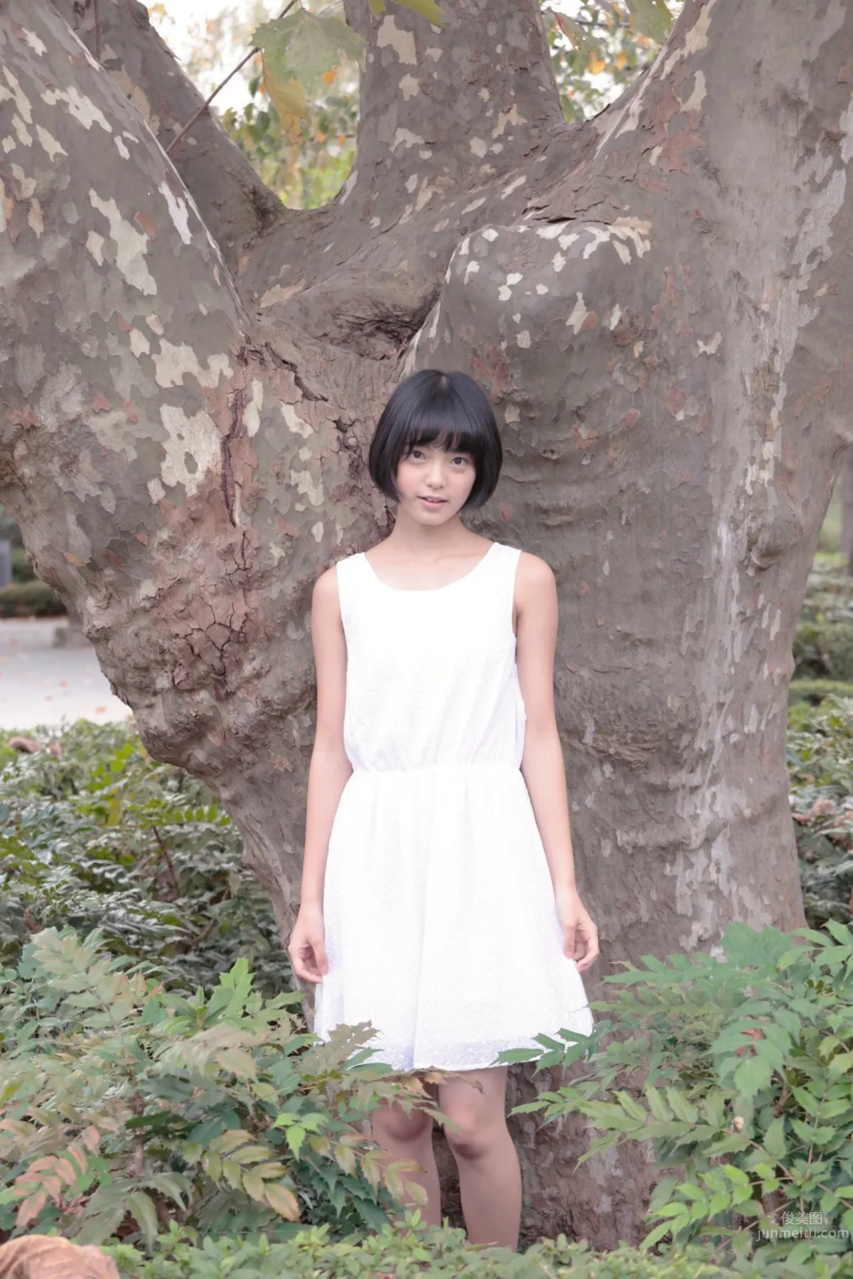 Yurina Hirate, Cute Short-Haired Beauty photo 13