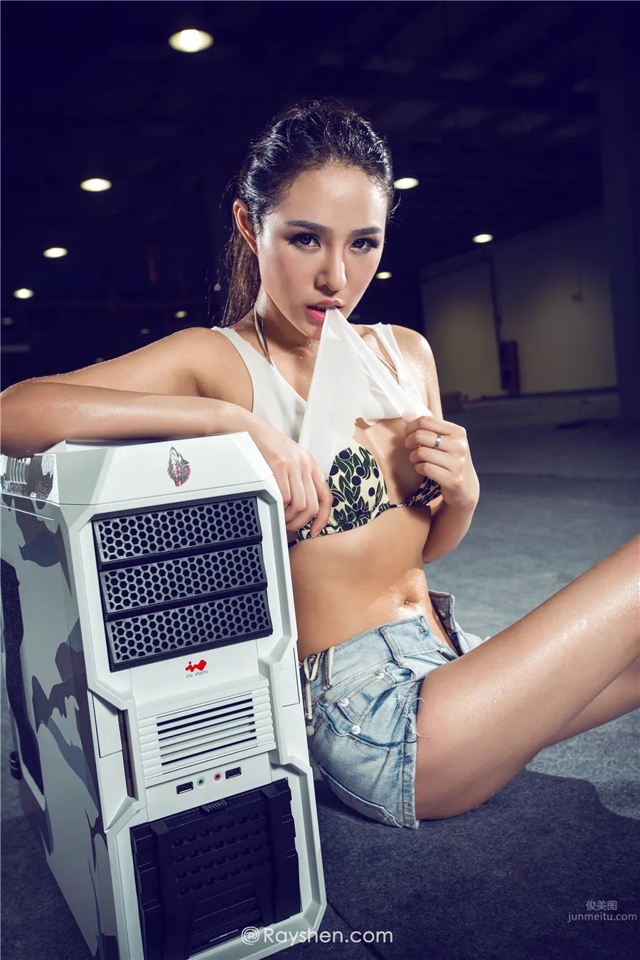 Yan Xinya - Sexy and Gorgeous Lingerie Temptation photo 24