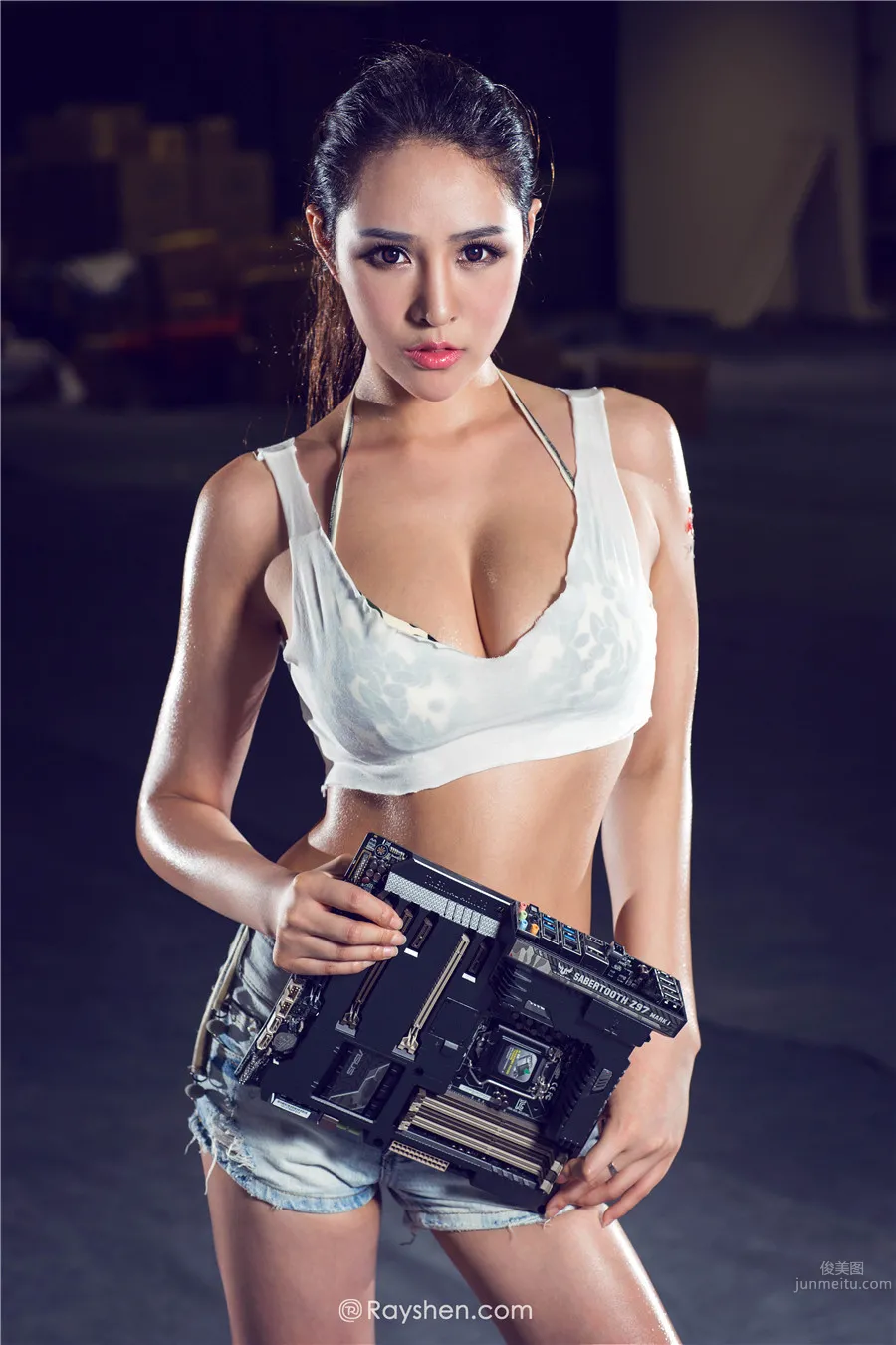 Yan Xinya - Sexy and Gorgeous Lingerie Temptation photo 19