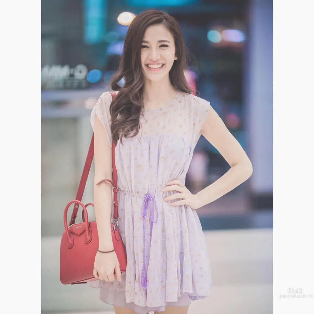 Nathapatsorn - Top-Notch Thai Super Beauty Singer photo 8